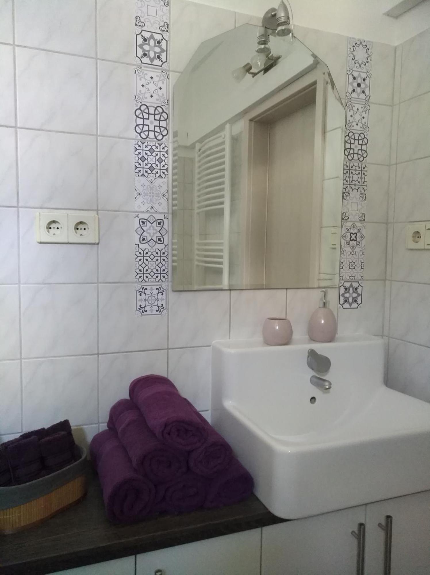 Aqua Apartmanok Печ Екстериор снимка